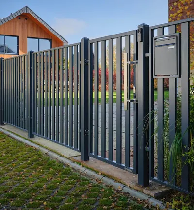 Rolbram Radomsko - Bramy Garażowe i Ogrodzenia